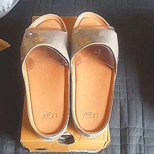 UGG Jane Sandals